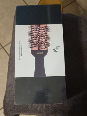 Lange 2-in-1 Round Brush Dryer in Rose Gold and Black